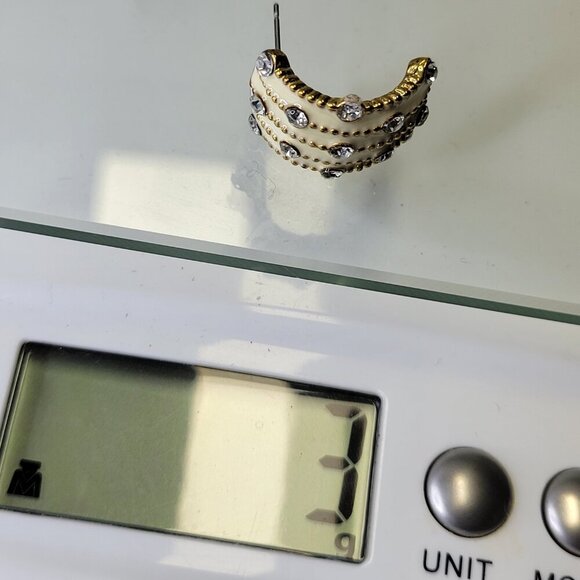 White and Crystal Small Earrings - Picture 7 of 7